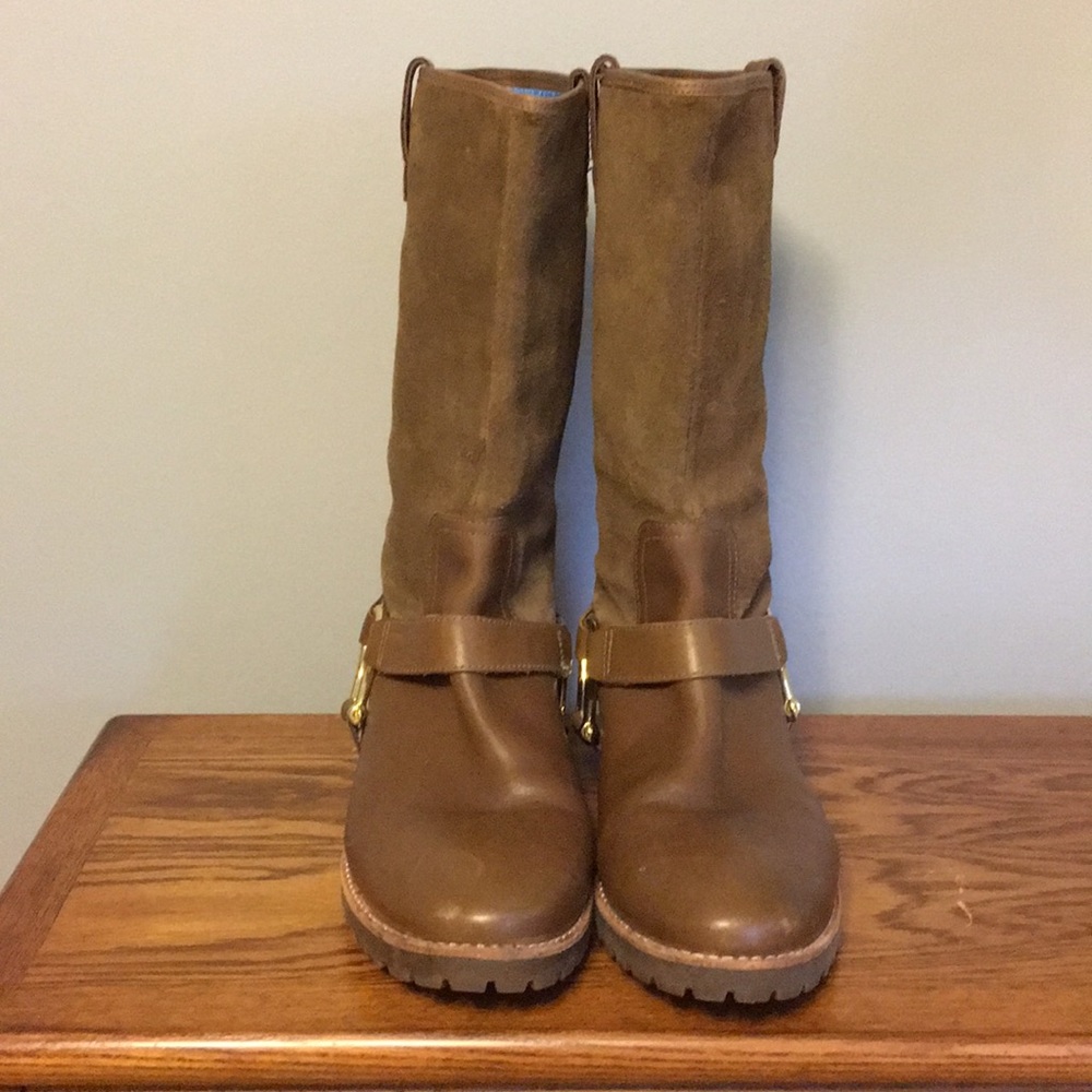 Sperry leather and suede boots